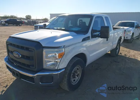 2015 Ford F-250 Xl z USA, uszkodzony, nr VIN 1FT7X2A62FEA40469